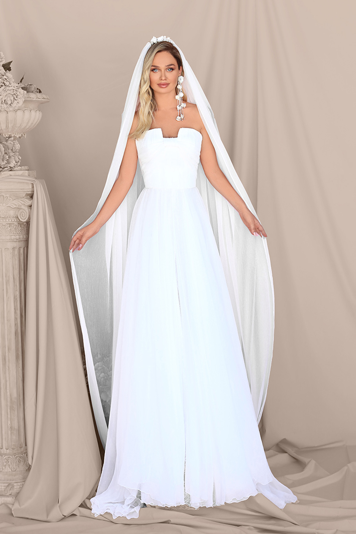 Picture of 10108 - GRASS BRIDAL GOWN