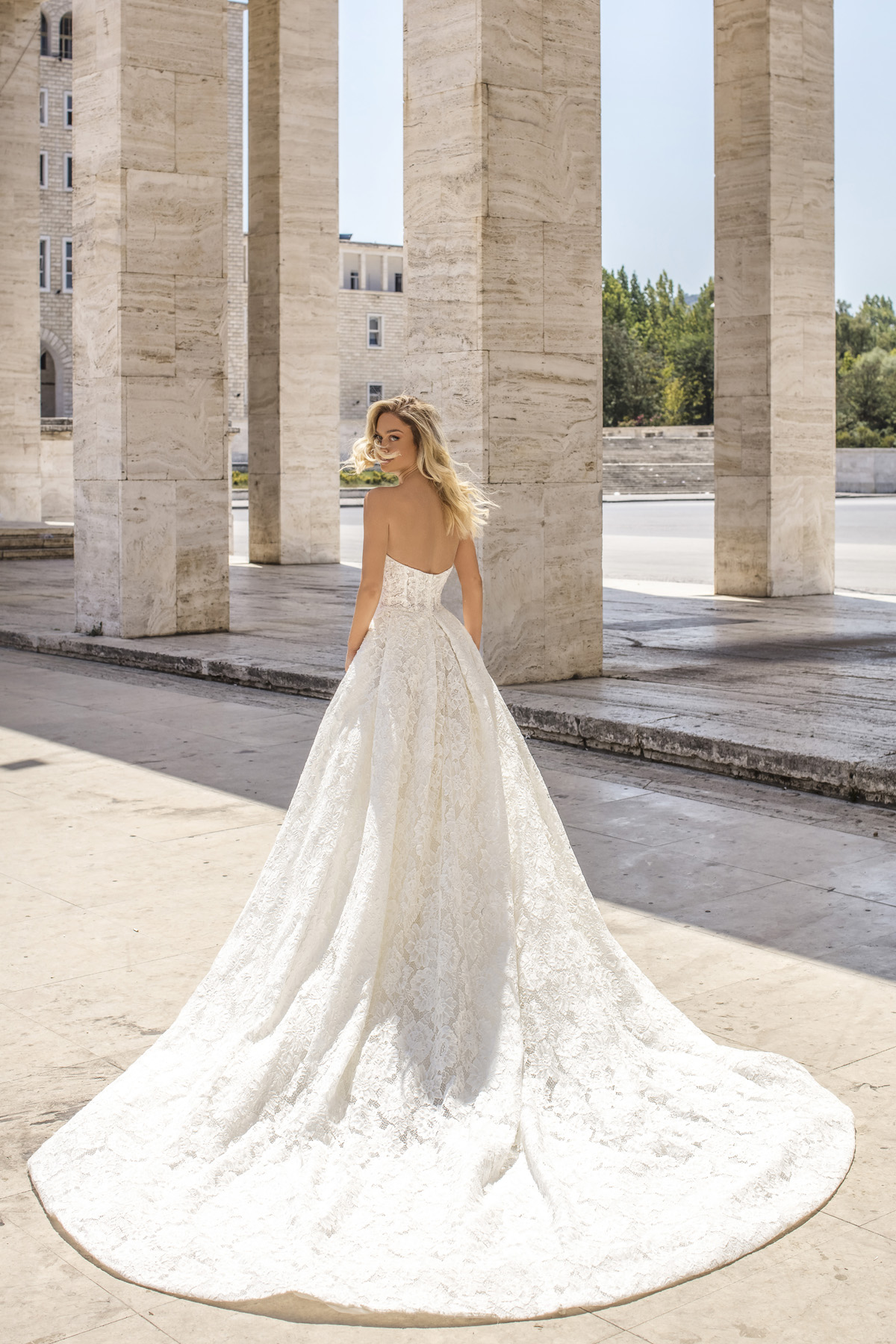 Picture of 10302 - LUKE BRIDAL GOWN