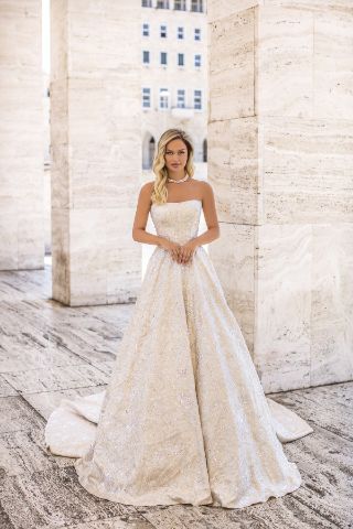 Picture of 10311 - AMOR BRIDAL GOWN