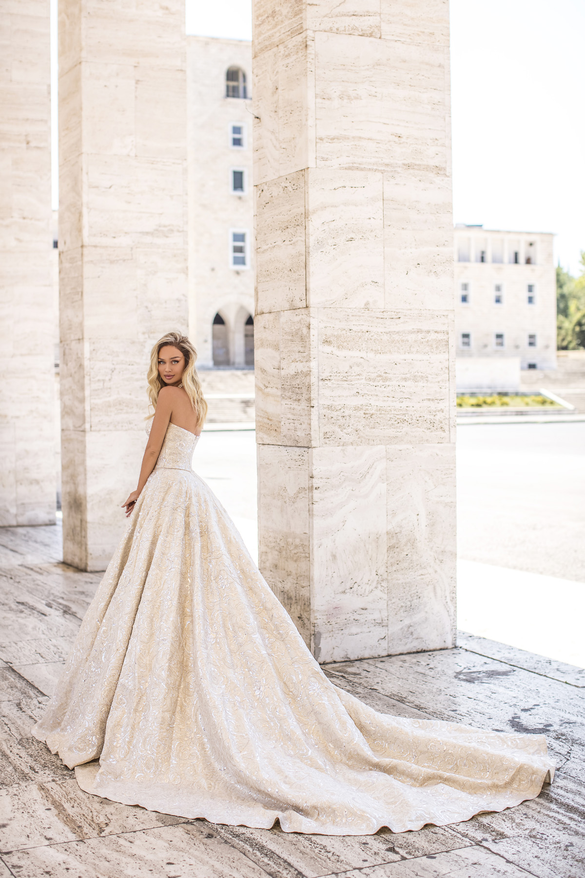 Picture of 10311 - AMOR BRIDAL GOWN