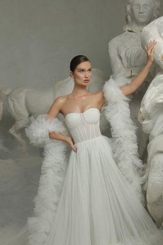 Picture of G4017 - GLAMOROUS BRIDAL GOWN