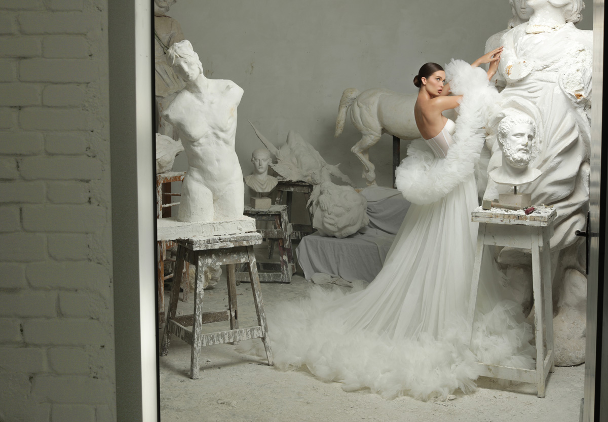 Picture of G4017 - GLAMOROUS BRIDAL GOWN