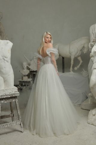 Picture of G4010 - MARVEL BRIDAL GOWN