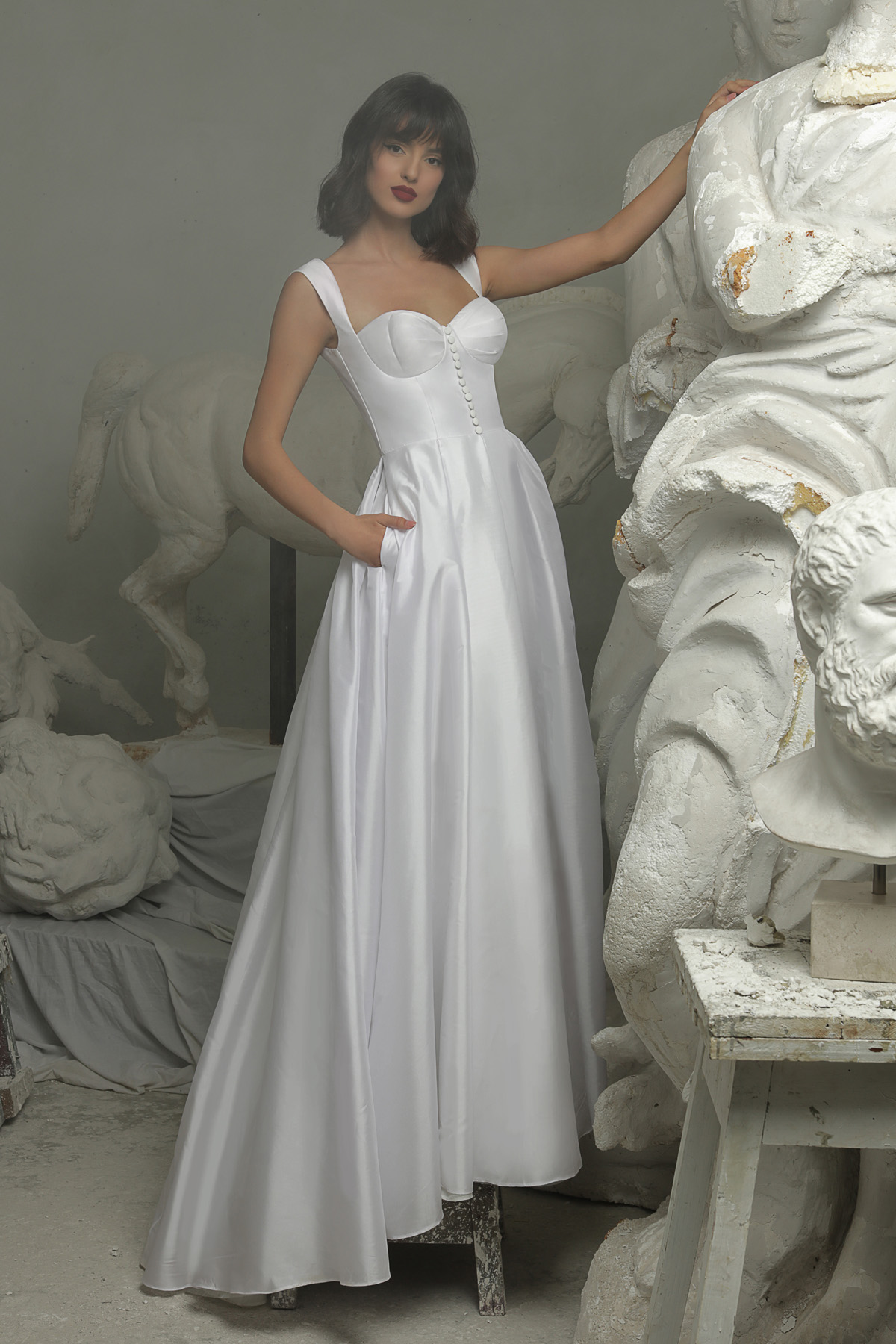 Picture of G4038 - DAZZLE BRIDAL