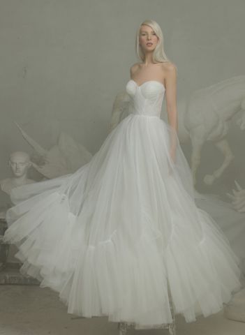 Picture of G4015 - SOLEIL BRIDAL GOWN
