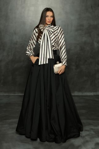 Picture of 65104 - JET BLACK LASE SKIRT