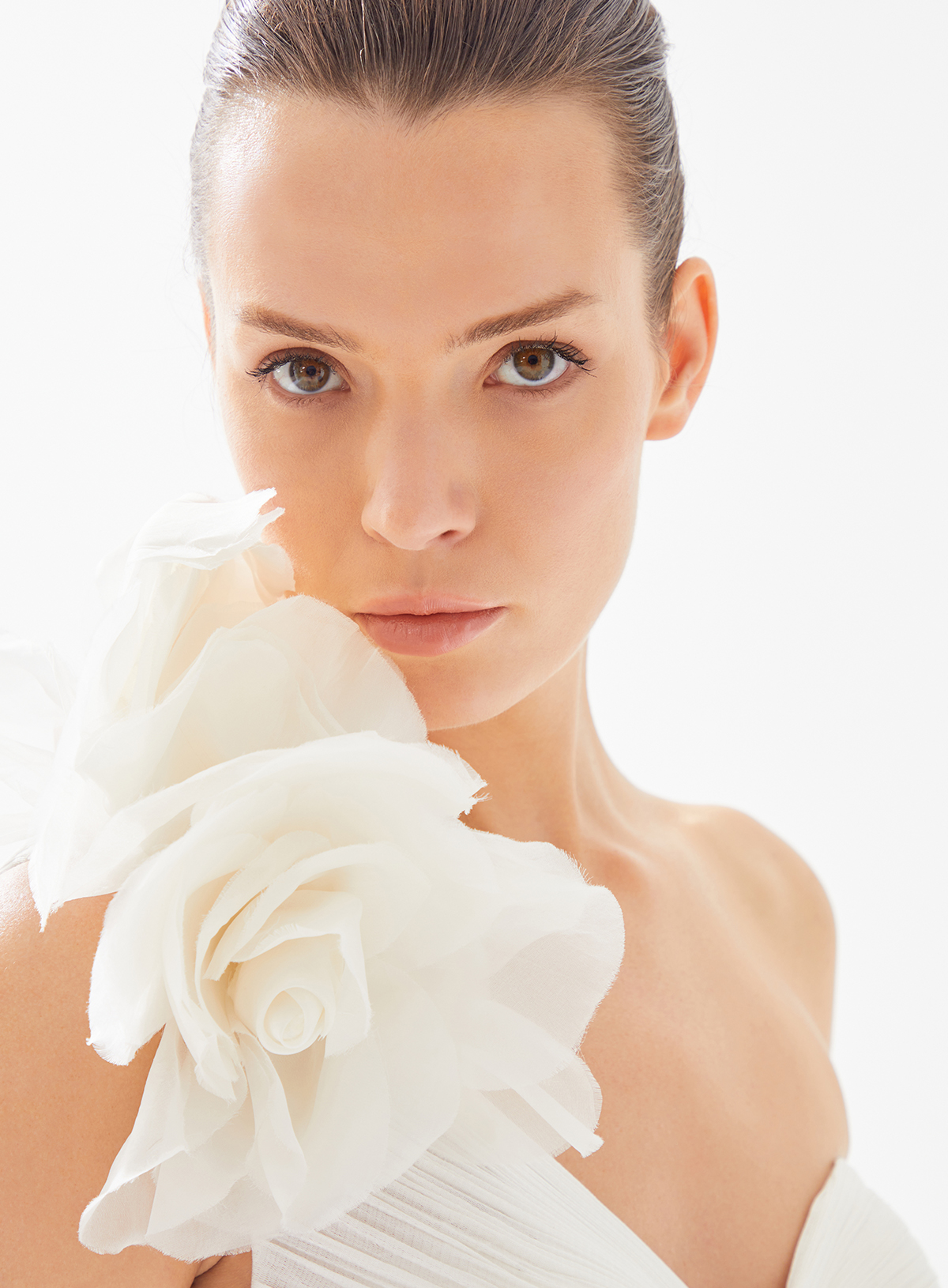 Picture of IVORYEMILIA BRIDAL